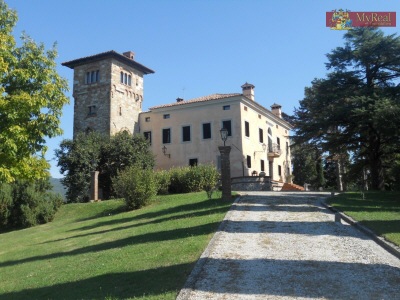 Phantastisches Traumschloß nahe Udine