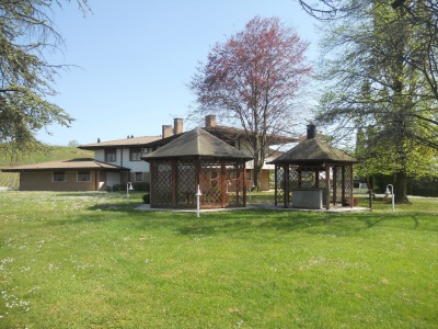 Aussergewöhnliche Villa auf großem Grund