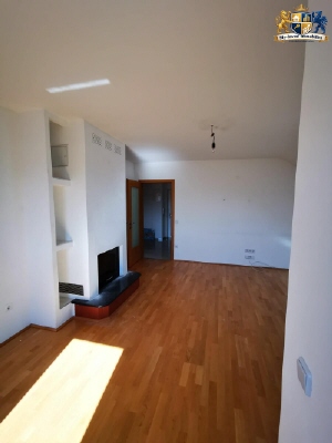 Sehr edle Dachgeschosswwohnung mit Fernblick